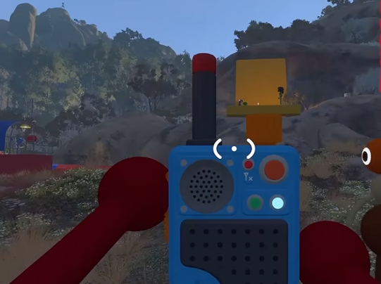 Field receiver with walkie-talkie below the Cannon Timer platform